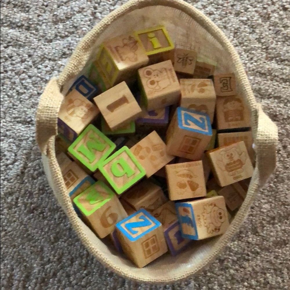 Wooden blocks assortment